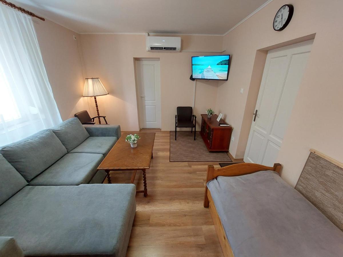 Hotel E-Tekergők Háza Bukkzserc Habitación foto